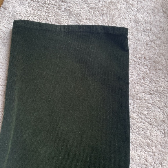 Old Navy Forest Green mid rise corduroy pants - Picture 2 of 3